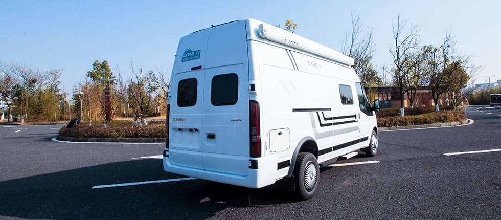趣蜂B810房车